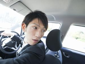 ドライブレコーダーも付いてくる新車