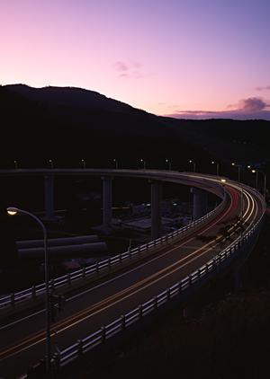 法人・個人向けのカーリース会社です