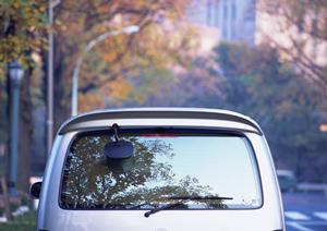 板金塗装工場も完備するコバック米田店